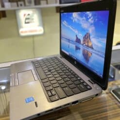 HP ELITEBOOK 820