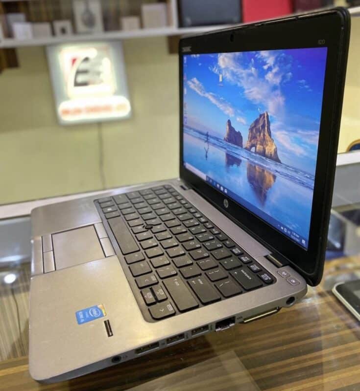 HP ELITEBOOK 820